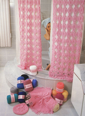 Bathroom Set in Motifs & Petal Design Crochet Pattern