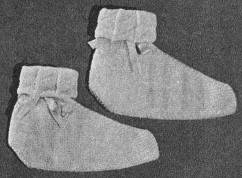 Cuffed Bed Socks Knitting Pattern