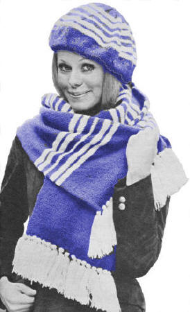 Beret & Scarf Knitting Pattern