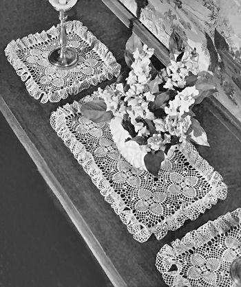 Ruffled Pinapple Buffet or Vanity Set Doily Crochet Pattern