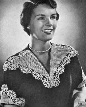 Collar & Cuffs with Motifs Edging Vintage Crochet Pattern