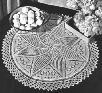 Saturn Centerpiece Doily Crochet Pattern 15"