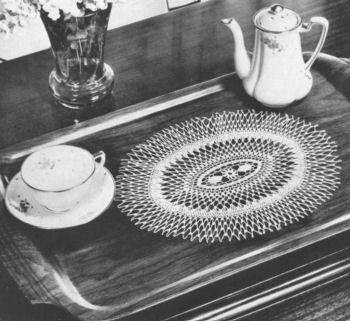 Caprice Oval Doily Crochet Pattern 10.5x13"