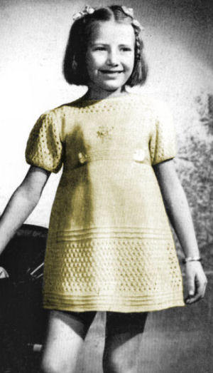 Girls Patterned Dress Knitting Pattern Sz 6