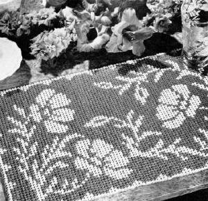 Poppy Placemat Filet Crochet Pattern