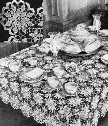 Queen Anne's Lace Motif Tablecloth Crochet Pattern