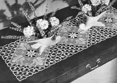 Formal Garden Table Runner Filet Crochet Pattern