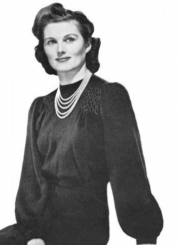 Black Sweater with Bishop Sleeves Knitting Pattern 32-36